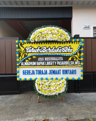 Papan Bunga Duka di Long Bagun