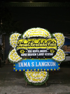 Papan Bunga Duka di Long Bagun